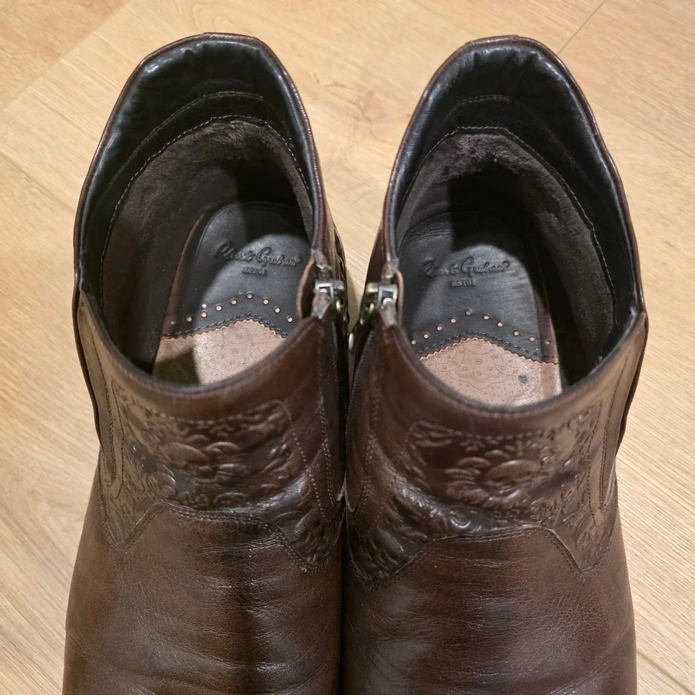 Robert Graham Navarra Brown Leather Dress Boots Size 12 Skull Embossed Zip Ankle